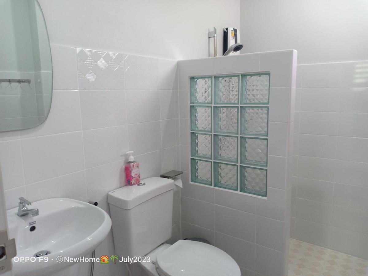 Min House Hotell Lamphun Exteriör bild
