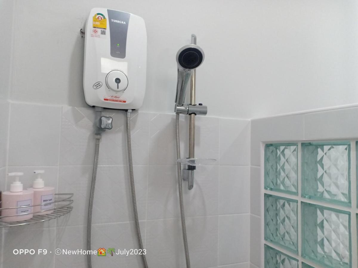 Min House Hotell Lamphun Exteriör bild