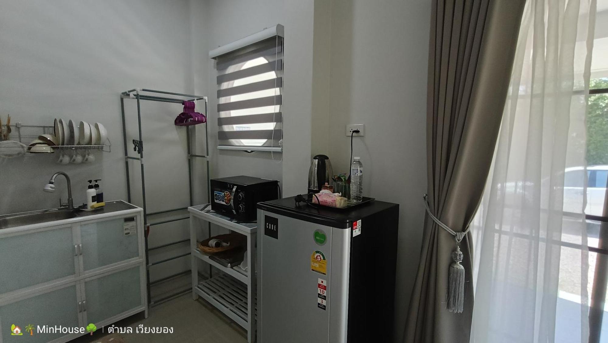Min House Hotell Lamphun Exteriör bild